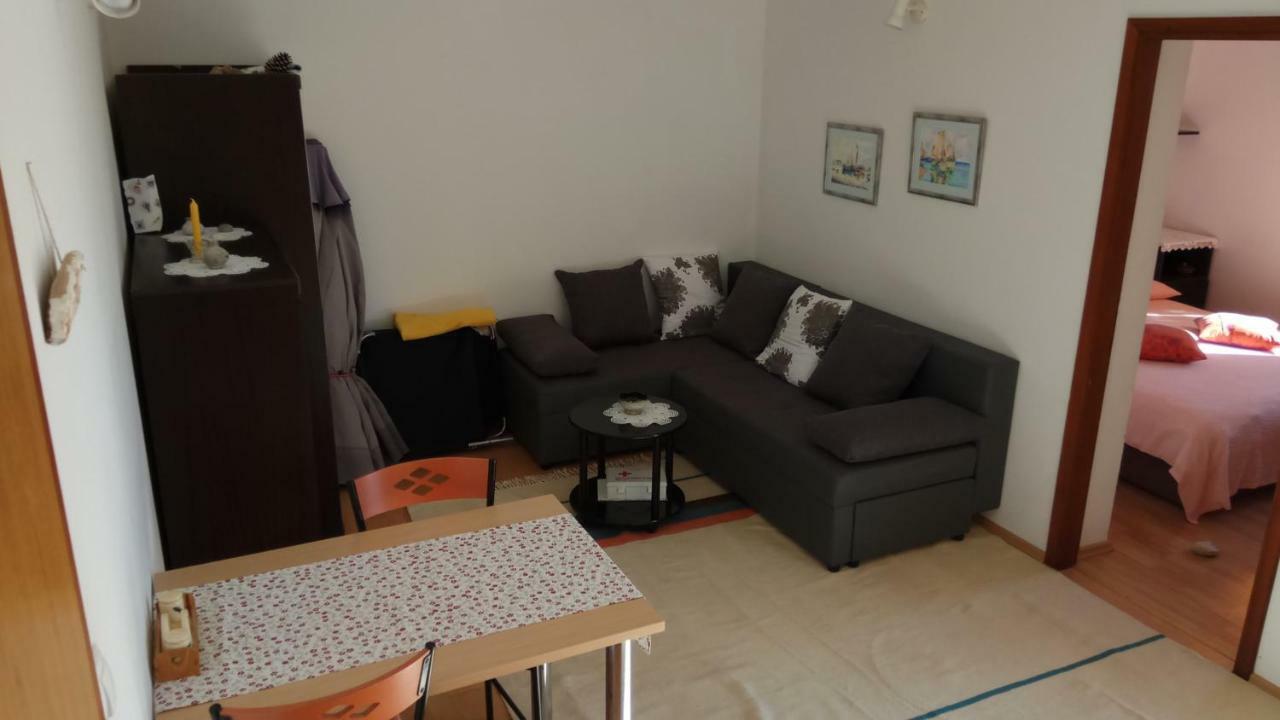 Apartments Stivic Pinezići Buitenkant foto